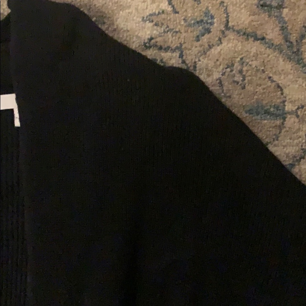 BP Cardigan - Picture 4 of 6